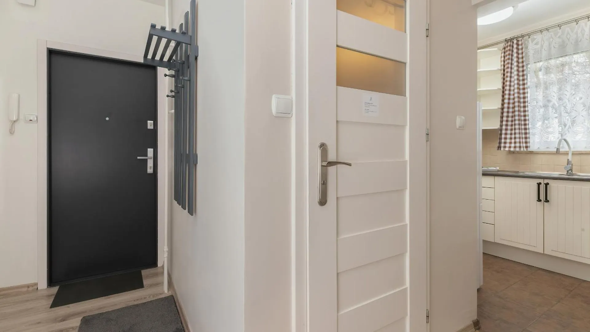 Cosy Apartment With Balcony In Gdansk By Noclegi Renters Polonia